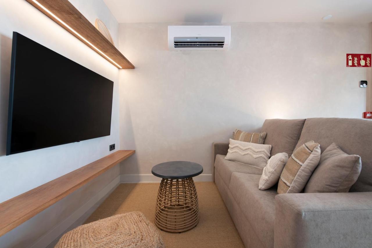 Apartamentos Balisse Castelldefels Ngoại thất bức ảnh