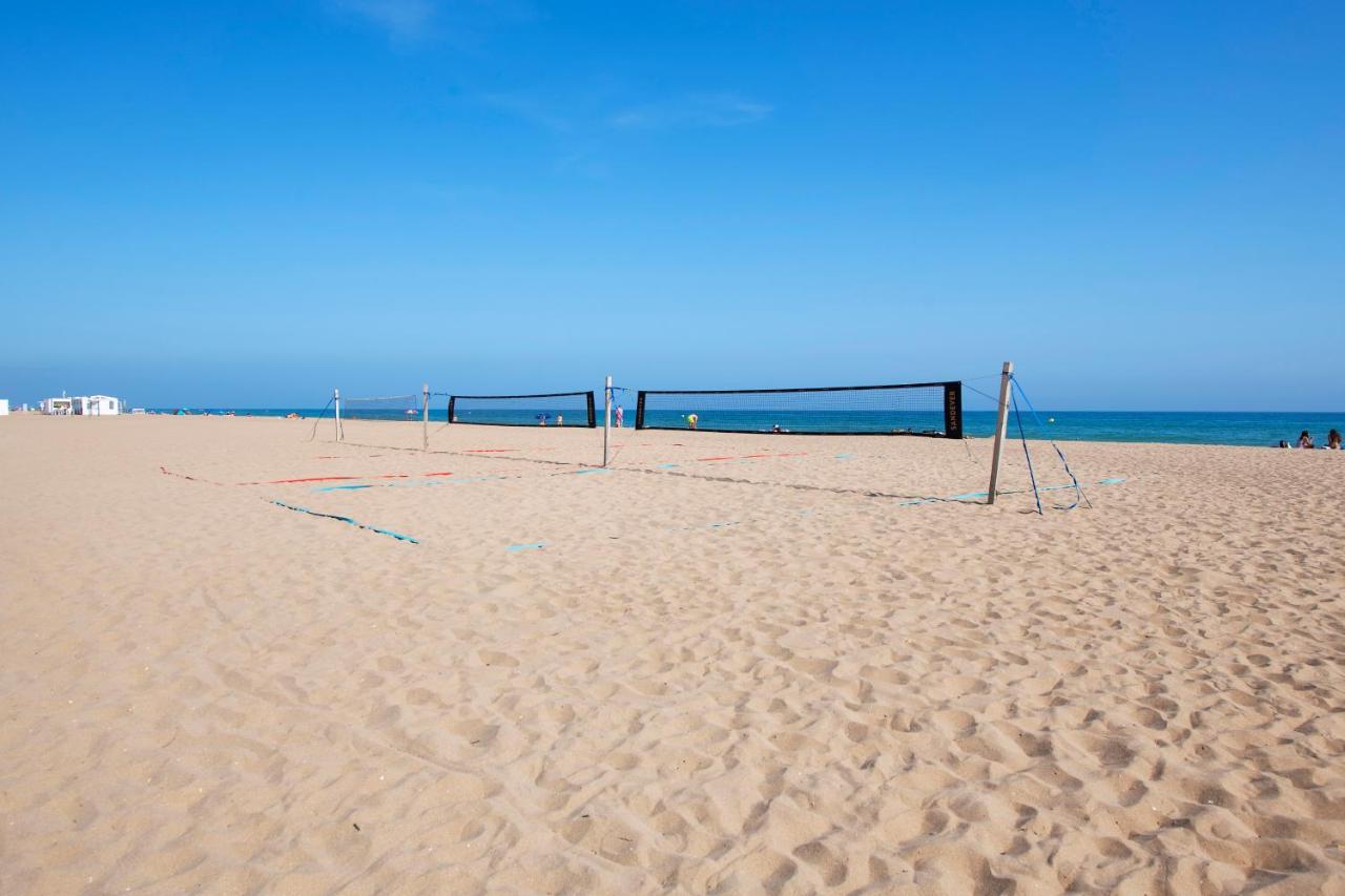 Apartamentos Balisse Castelldefels Ngoại thất bức ảnh