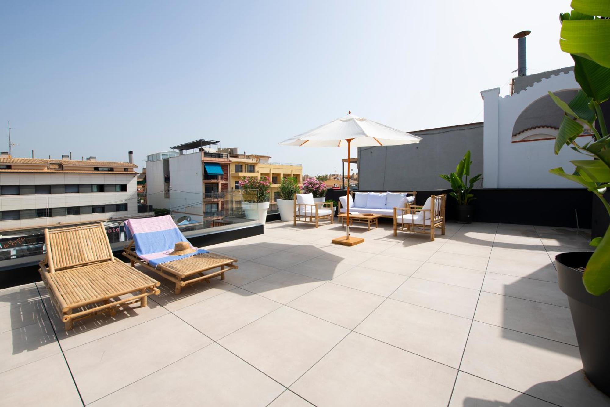 Apartamentos Balisse Castelldefels Ngoại thất bức ảnh