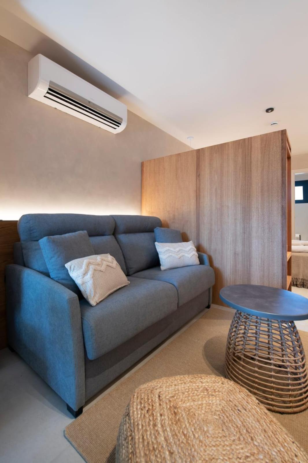 Apartamentos Balisse Castelldefels Ngoại thất bức ảnh
